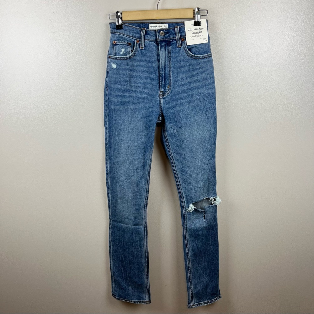 Abercrombie 90s Slim Straight Ultra High Rise Jeans Size 0/25 Distressed Denim